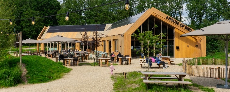 proeflokaal-house-of-bird-kwintelooijen-terras